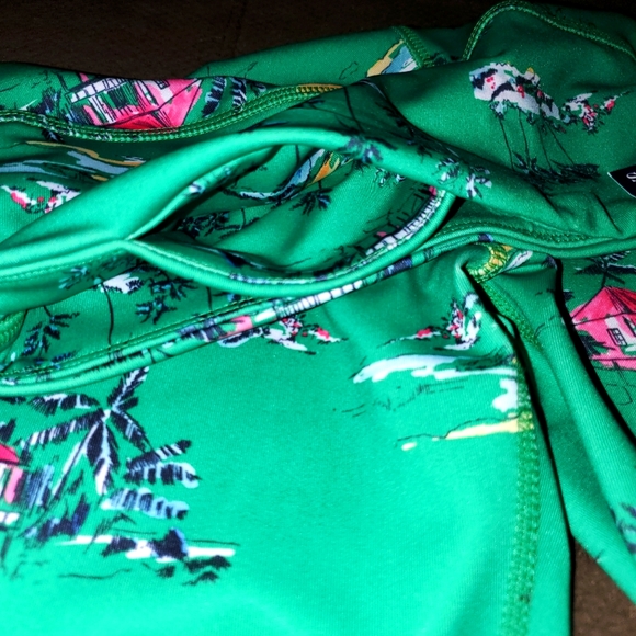 Crown & Ivy Womens Green Tropical Leggings (S) - Picture 8 of 8